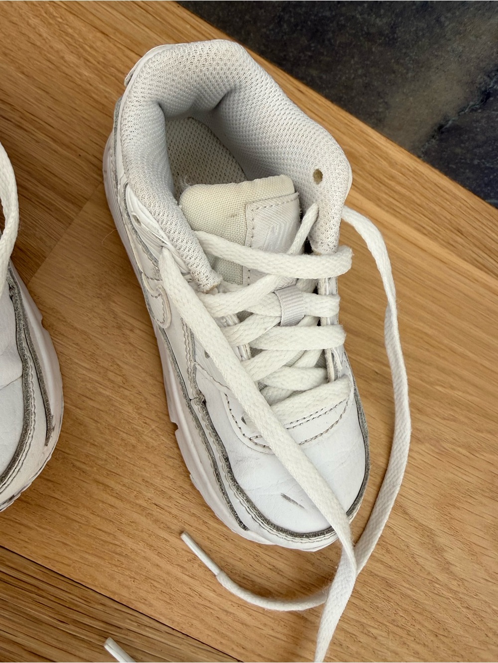 Nike Kids White Low-Top Lace-Up Sneakers - Picture 3 of 8